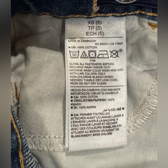 Old Navy Blue Denim Mini Skirt girls sz 5 - Picture 4 of 5